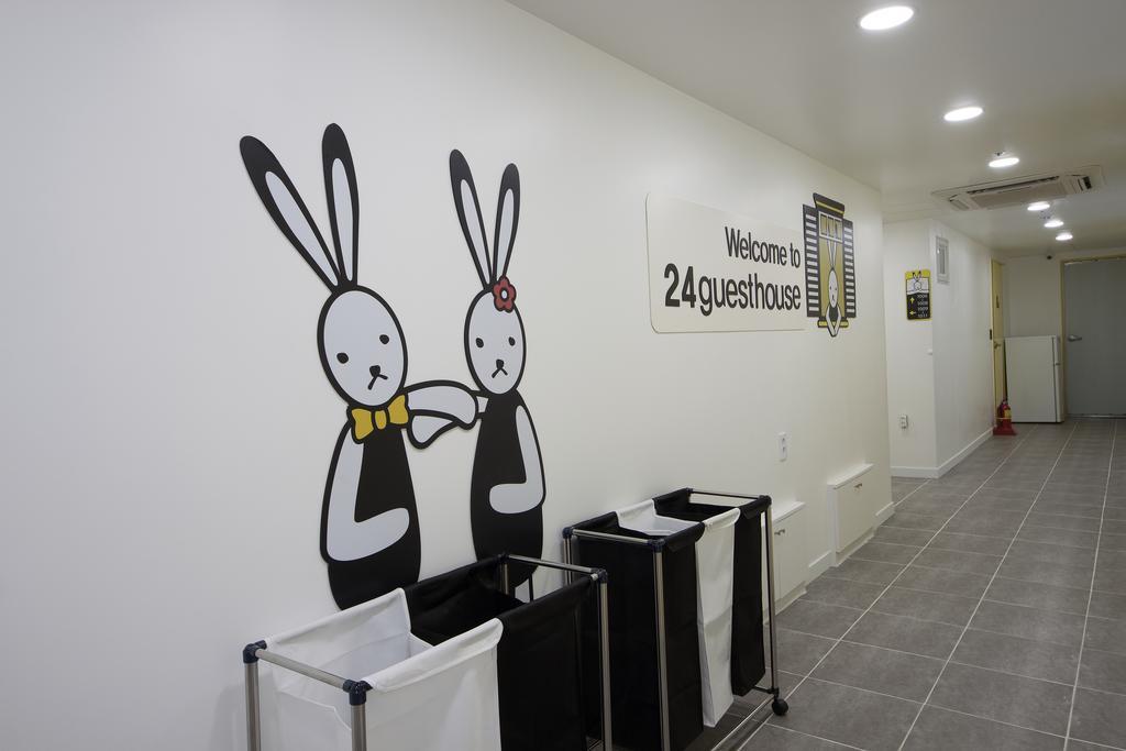 24 Guesthouse Myeongdong Town Σεούλ Εξωτερικό φωτογραφία