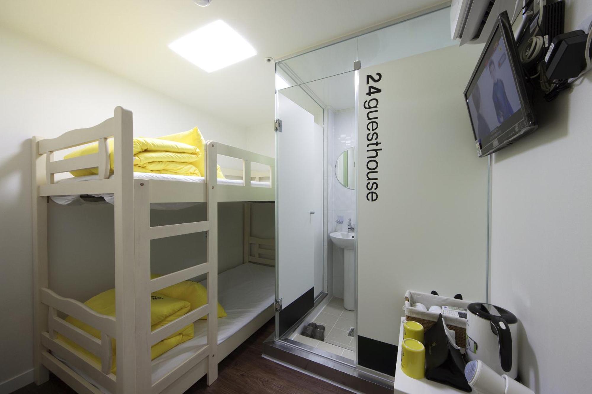 24 Guesthouse Myeongdong Town Σεούλ Δωμάτιο φωτογραφία